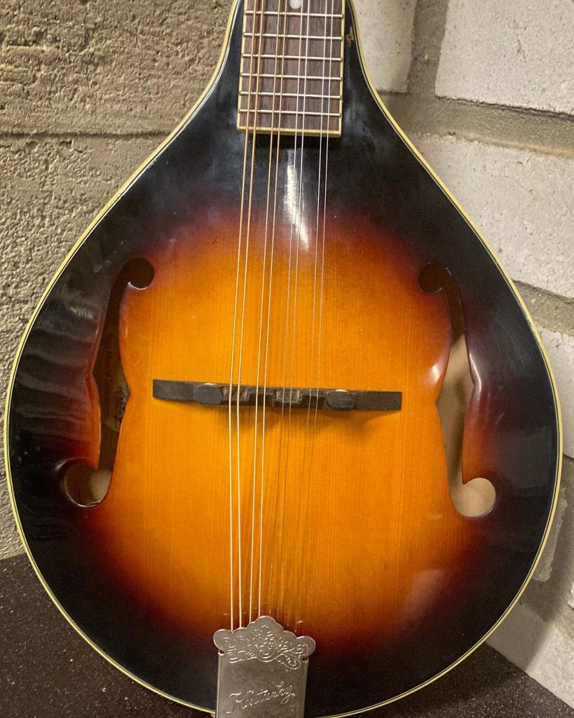ammattitaidolla mandolin, loothing, instrumentrepair, mandolinrepair, soitinkorjaus, aleksiojalainstruments, mandoliinin korjaus, mandoliinin huolto, soitin korjaus, soitin huolto, mandoliinihuolto, mandoliinikorjaus, joensuu
